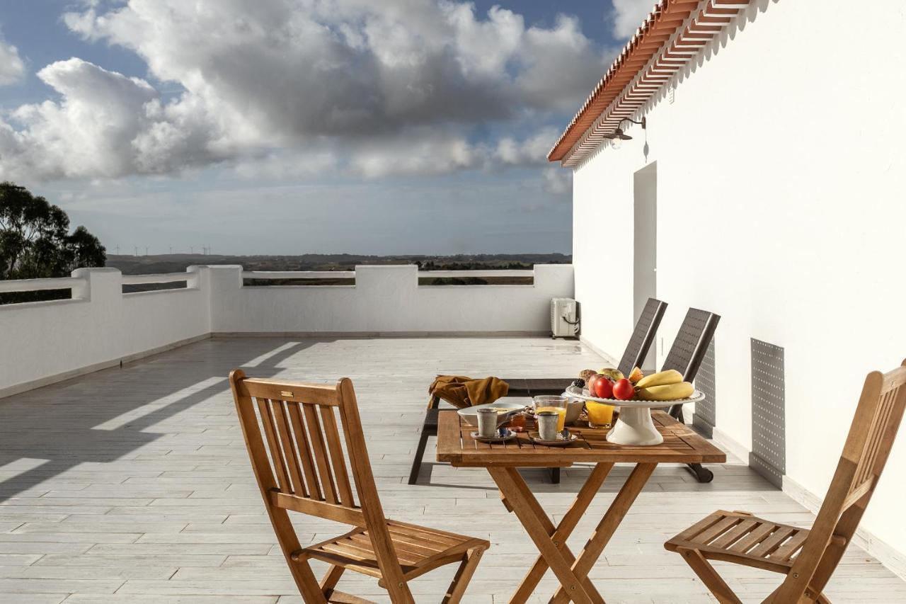 Pe No Campo Suites And Villa Carvalhal  Exterior foto